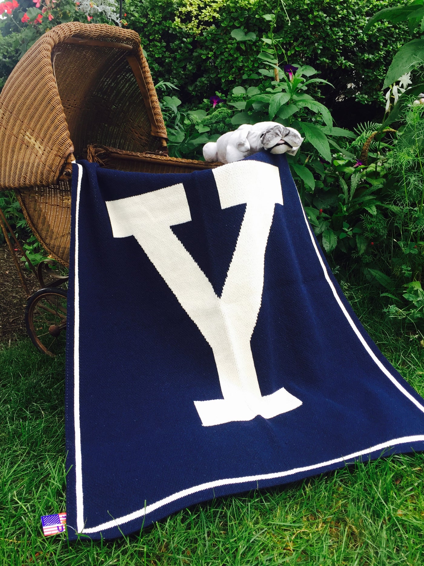 BABY Yale Blanket 30 x 40