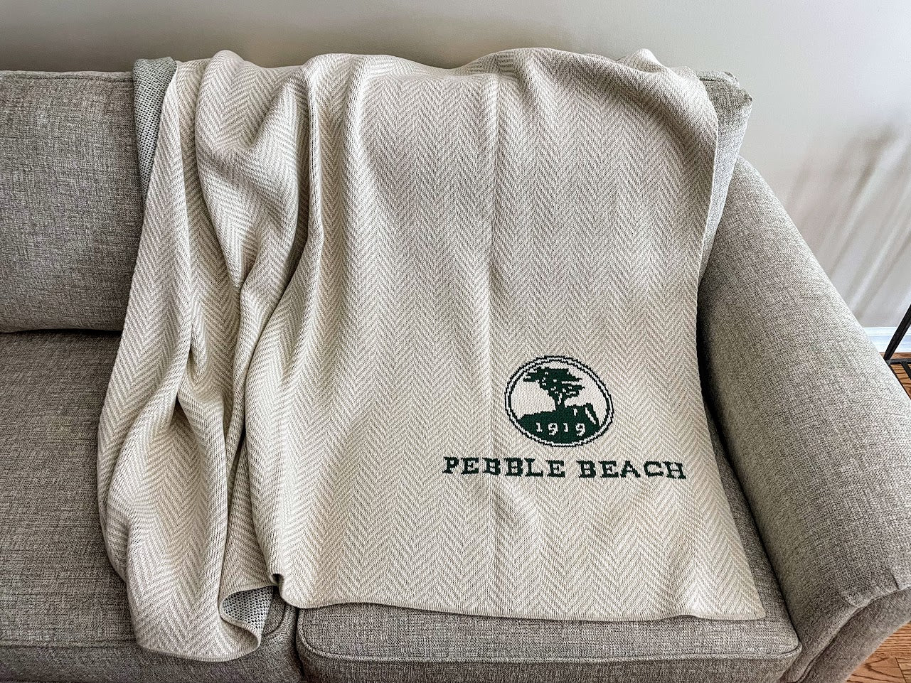 Pebble Beach PB033 Herringbone Blanket