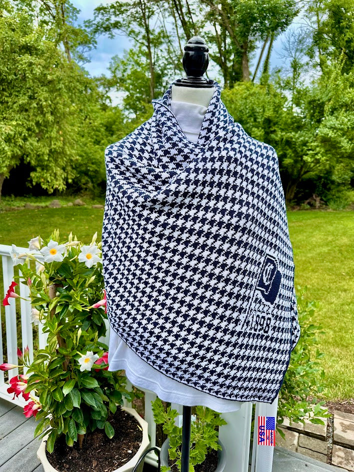 Houndstooth Shawl - Columbia Country Club