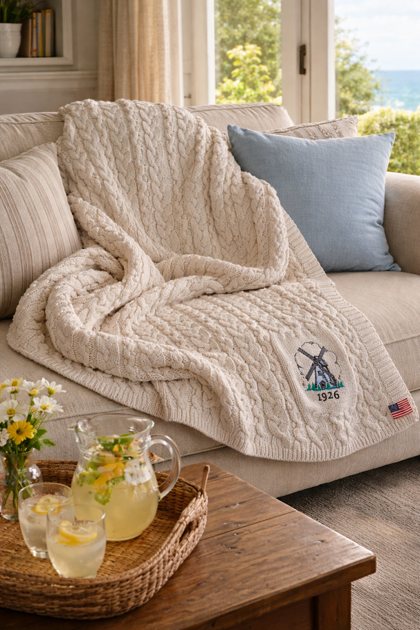 Oyster Harbors Chunky Cable Blanket